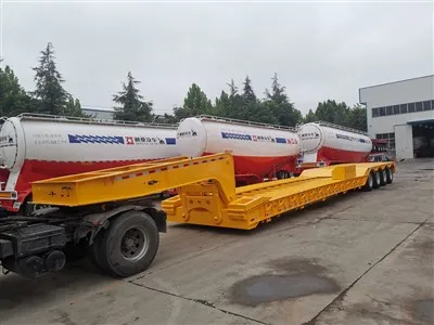 Treler Semi Katil Rendah Gooseneck Hidraulik