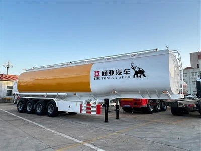 Treler Semi Tangki Bahan Api 4 Gandar 54000 Liter